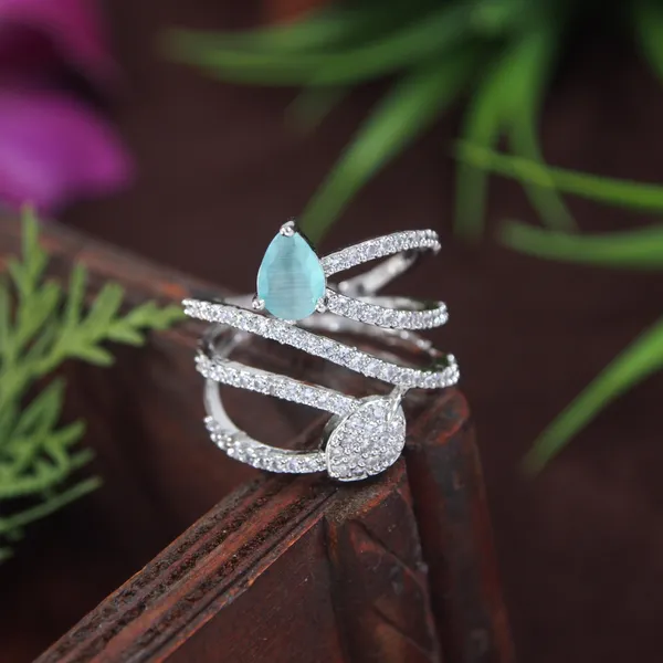 Zircon_Diamond_Ring