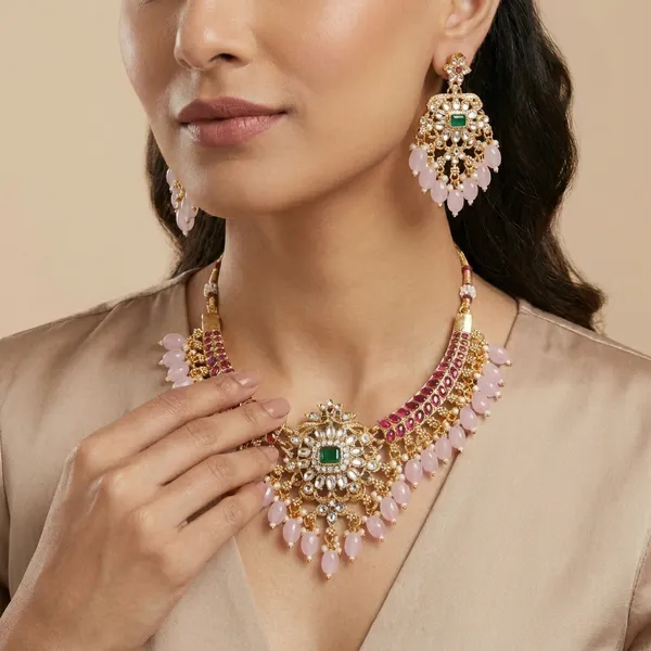 Royal_Floral_Green_And_Red_Beaded_Necklace_Set_With_Matching_Earrings