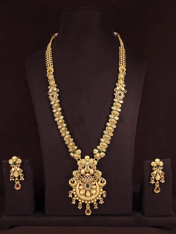 Antique_And_Brass_Long_Necklace_Set