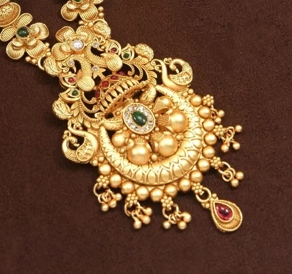Antique_And_Brass_Long_Necklace_Set