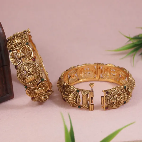 Antique_Gold_Plated_Brass_Bangles_With_Intricate_Temple_Motifs