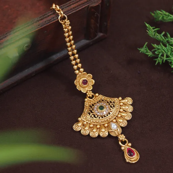 Antique_Gold_Plated_Chandbali_Maang_Tikka_With_Green_&_Red_Gemstones