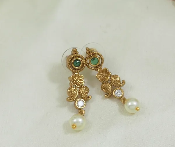 Antique_Gold_Plated_Leaf_Motif_Necklace_Set_With_Ruby_And_Green_Stones