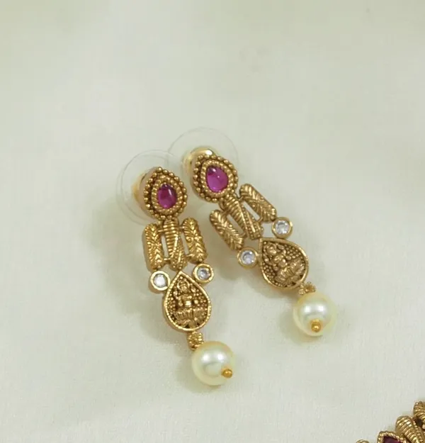Antique_Gold_Plated_Ruby_And_Green_Stone_Necklace_Set_With_Earrings_For_Women