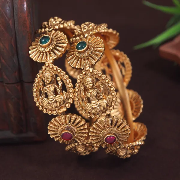 Antique_Gold_Plated_Temple_Design_Brass_Bangle_?_Goddess_Lakshmi_Motif