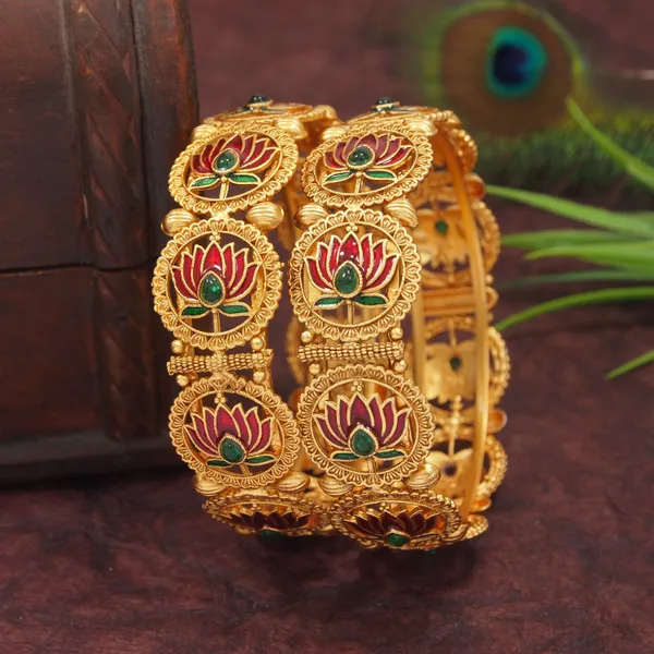 Beautiful_Lotus_Matte_Gold_Finish_Brass_Bangle