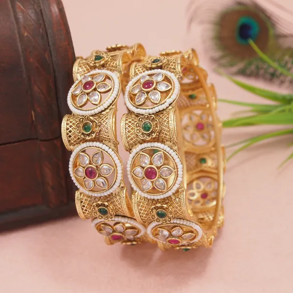 Elegant_Antique_Gold_Plated_Kundan_&_Pearl_Bangles_For_Women