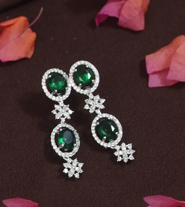 Elegant_Green_&__American_Diamond_Silver_Plated_Necklace_Set