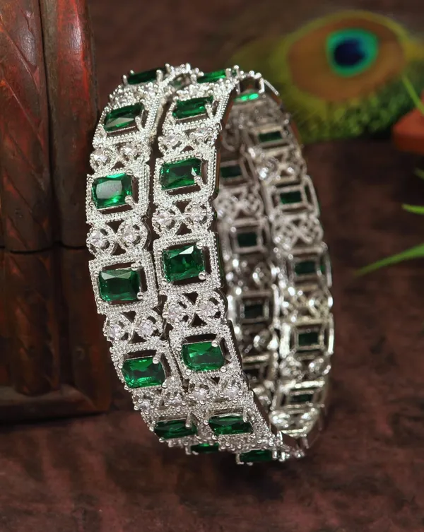 Emerald_Green_And_White_American_Diamond_Silver_Plated_Bangles