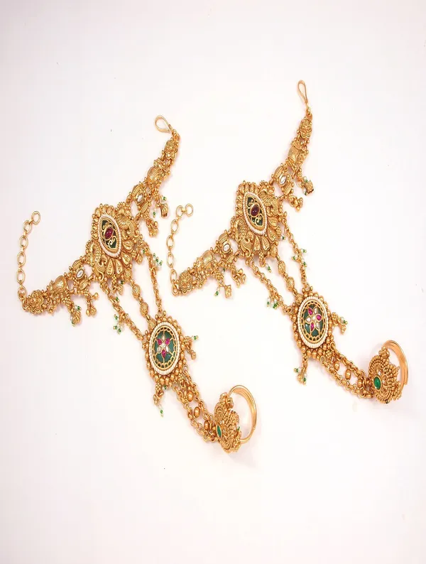Ethnic_Bridal_Gold_Toned_Elephant_Motif_Haath_Phool_Heritage_Jewellery_(Hath_Panja)