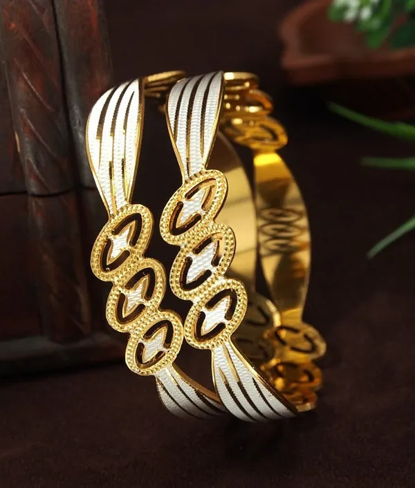 Exquisite_Two_Tone_Plated_Designer_Bangle