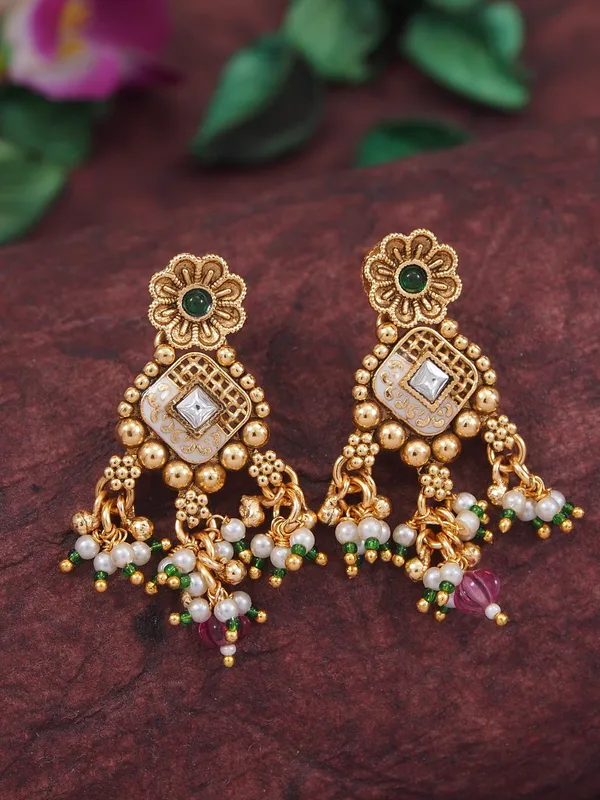 Gold_Plated_Traditional_Kundan_&_Pearl_Beaded_Choker_Necklace_Set_With_Ruby_Red_Accents
