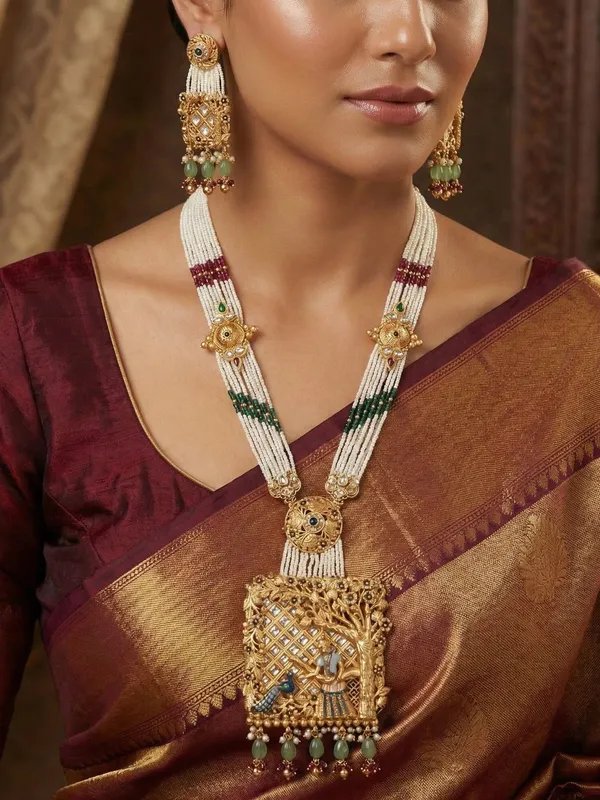 Gold_Toned_Kundan_&_Pearl_Beaded_Peacock_Motif_Square_Pendant_Traditional_Rani_Haar_Necklace_Set