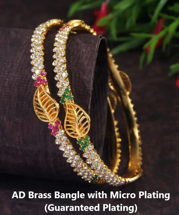 Gorgeous_Micro_Gold_Plated_Centre_Leaf_Pattern_Bangles_With_Para_Stones_Temple_Wear_Collection