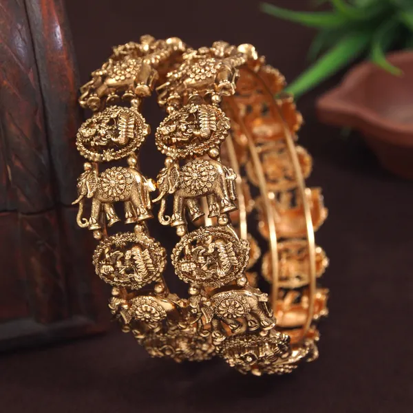 Handcrafted_Matte_Brass_Temple_Bangle_With_Elephant_Motif