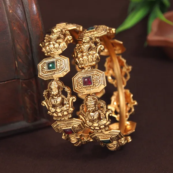 Handcrafted_Matte_Brass_Temple_Bangle_With_Elephant_Motif