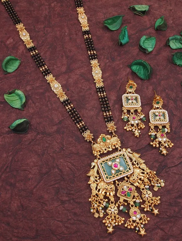 Heritage_Gold_Plated_Black_Bead_Mangalsutra_Set_With_Ruby_&_Emerald_Coloured_Stones