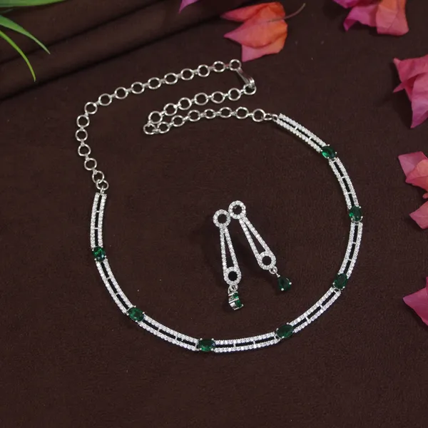 Minimalist_Green_American_Diamond_Silver_Plated_Necklace_Set