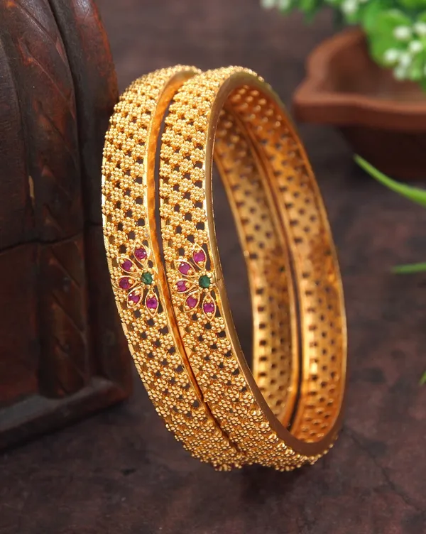 American_Diamond_Brass_Matte_Bangle