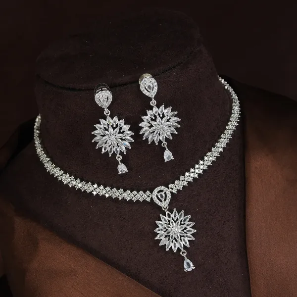 Zircom_American_Diamond_Silver_Necklace_Set