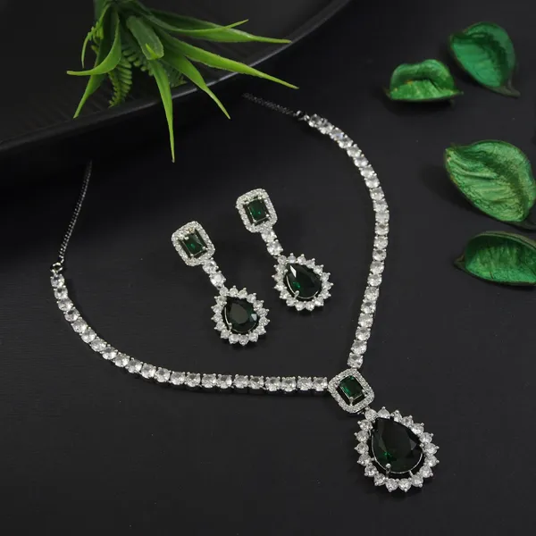 Zircom_American_Diamond_Silver_Necklace_Set