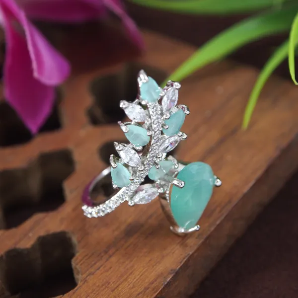 Zircon_Diamond_Ring