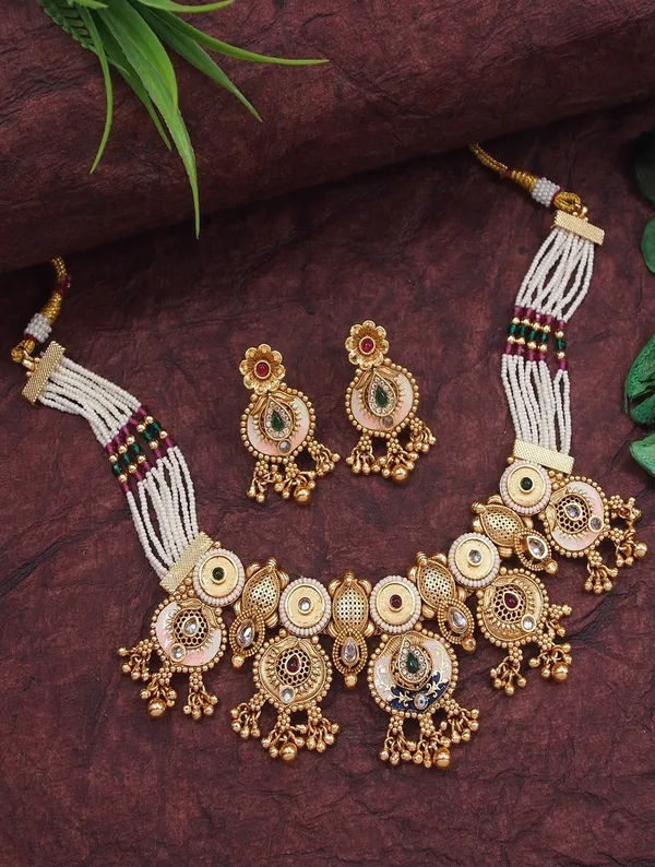 Traditional_Antique_Gold_Plated_Pearl_Choker_Jewellery_Set_For_Women