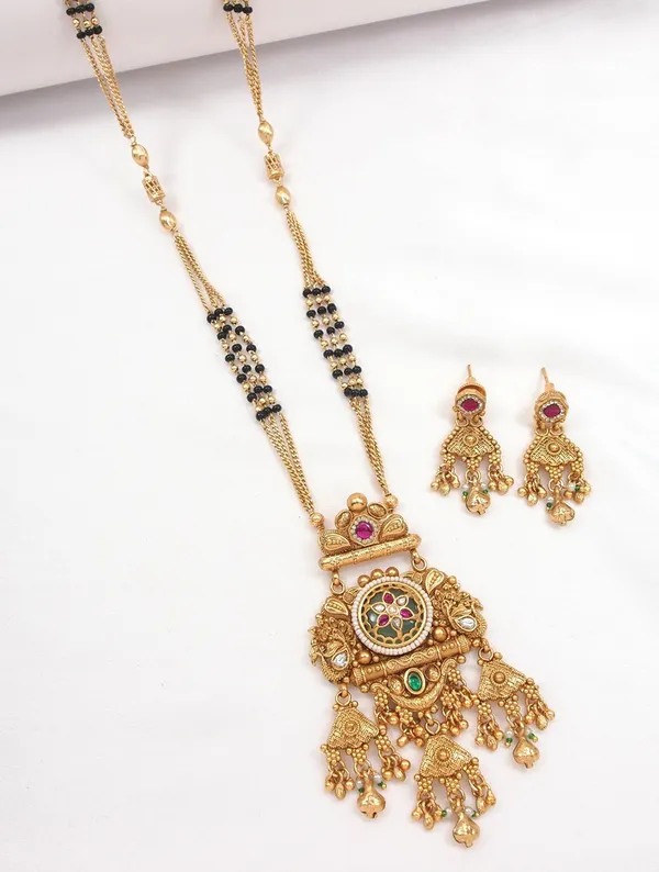 Traditional_Gold_Plated_Black_Bead_Mangalsutra_Set_With_Ruby_&_Emerald_Coloured_Stones