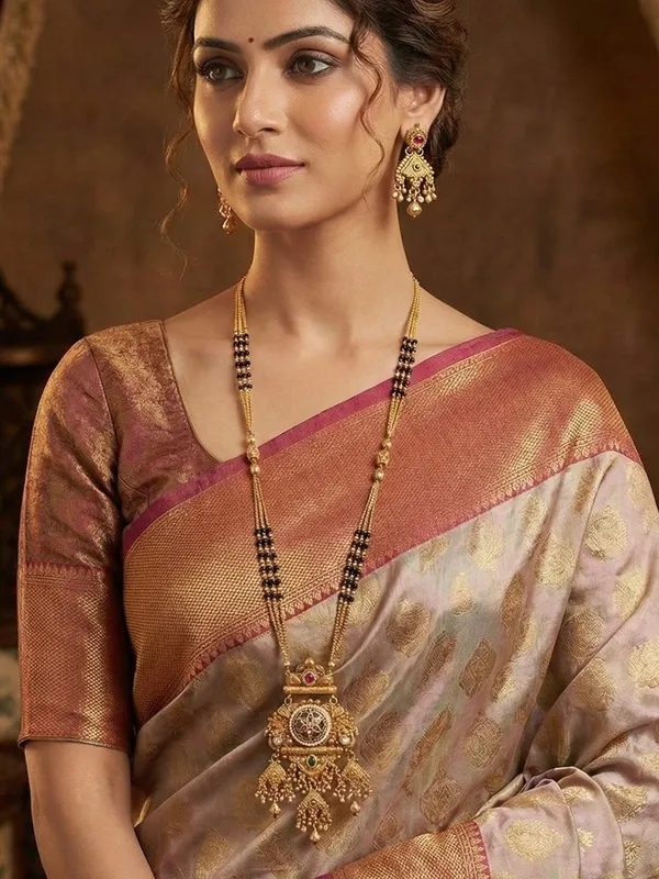 Traditional_Gold_Plated_Black_Bead_Mangalsutra_Set_With_Ruby_&_Emerald_Coloured_Stones