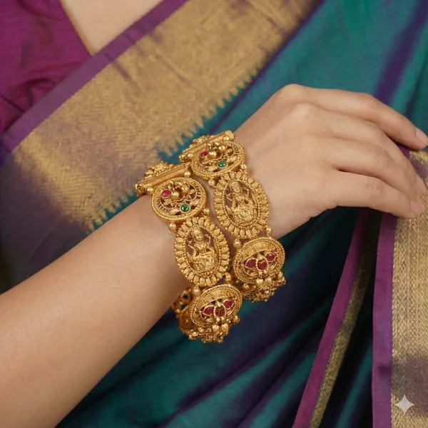 Traditional_Gold_Plated_Matte_Brass_Bangles_With_Red_&_Green_Stone_&_Ghungroo_Work