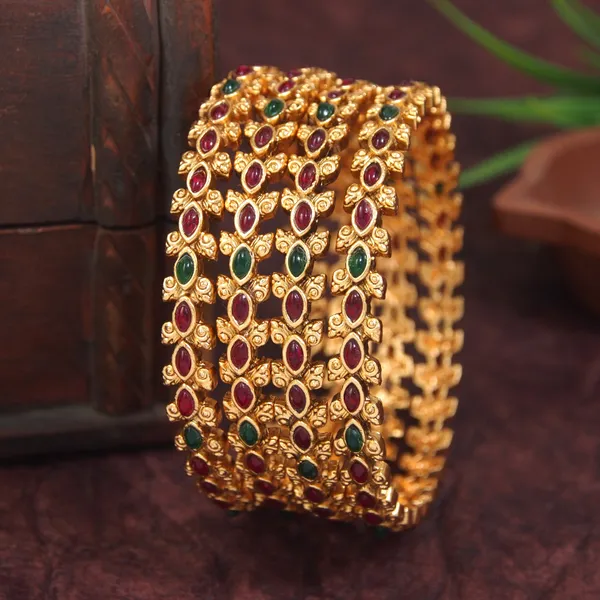 Traditional_South_Indian_Brass_Bangles_With_Antique_Matte_Finish_?_A_Timeless_Classic