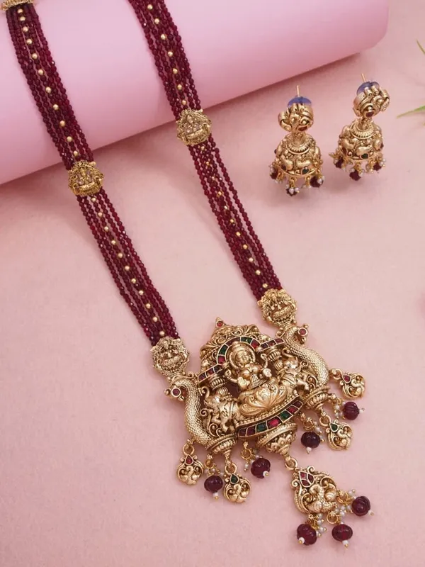 Traditional_Temple_Necklace_Set_With_Antique_Gold_Lakshmi_Pendant_&_Ruby_Beads