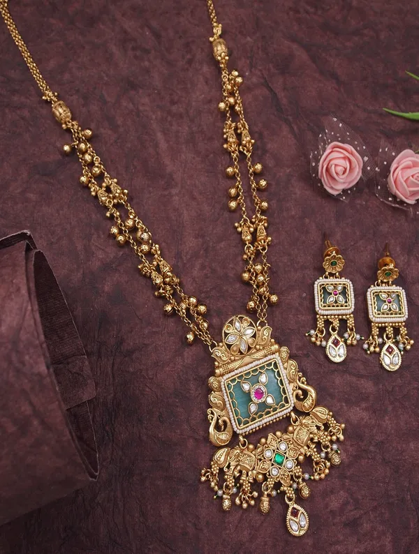 Women_Antique_Gold_Toned_Heritage_Long_Haram_With_Drop_Earrings