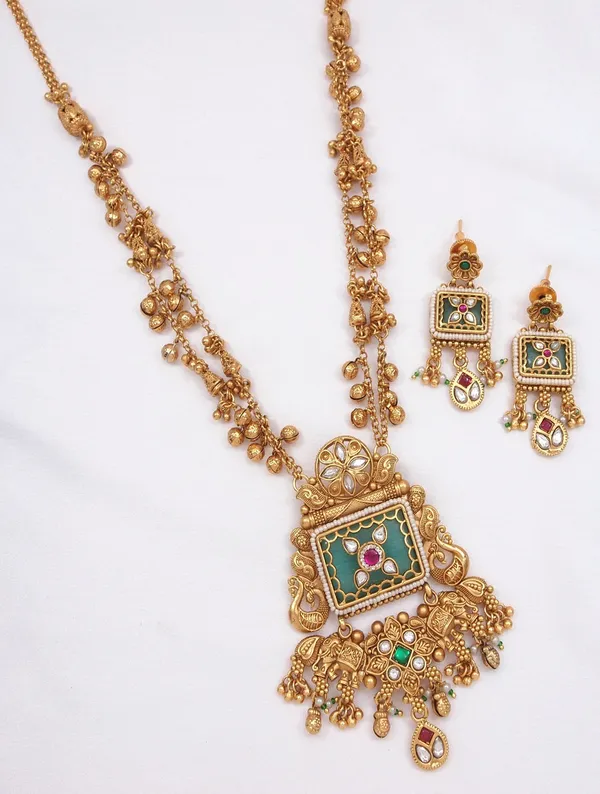 Women_Antique_Gold_Toned_Heritage_Long_Haram_With_Drop_Earrings