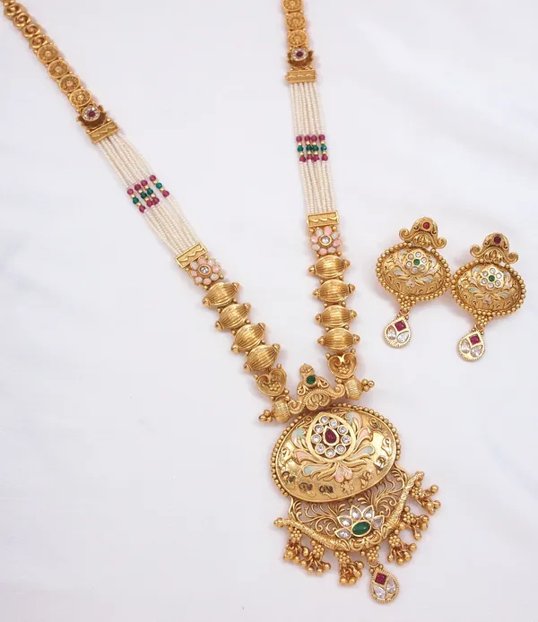 Women_Gold_Plated_Pearl_Beaded_Kundan_&_Meenakari_Long_Necklace_Set