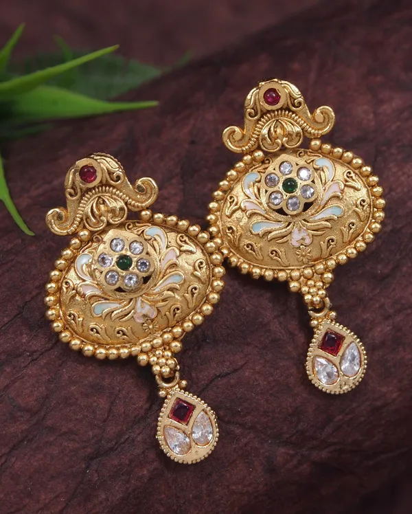 Women_Gold_Plated_Pearl_Beaded_Kundan_&_Meenakari_Long_Necklace_Set