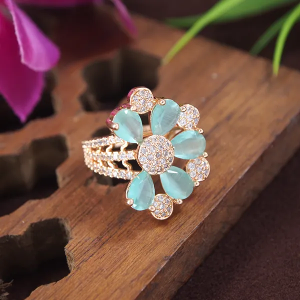 Zircon_Diamond_Ring