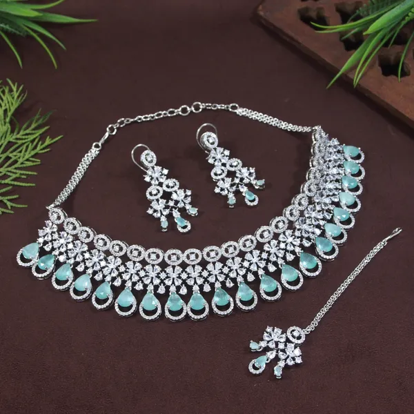 Zircon_Mint_Silver_Brass_Choker_Necklace