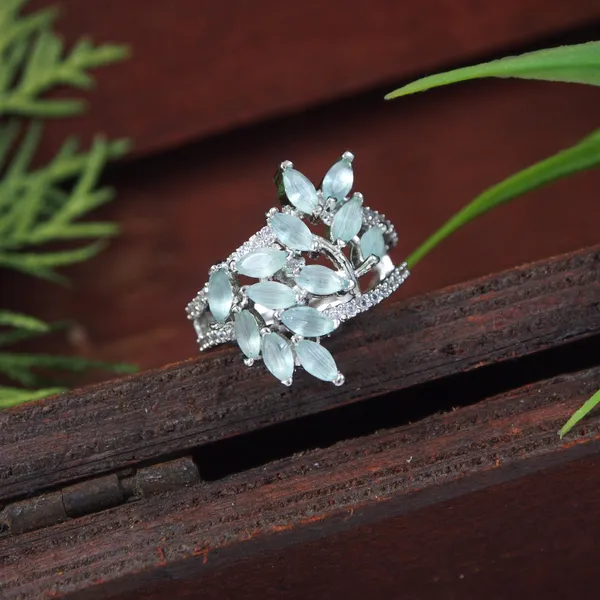 Zircon_Mint__Silver_Finger_Ring