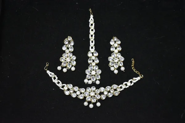 White_Alloy_5_Layered_Beaded_Kundan_Necklace_Set_For_Women
