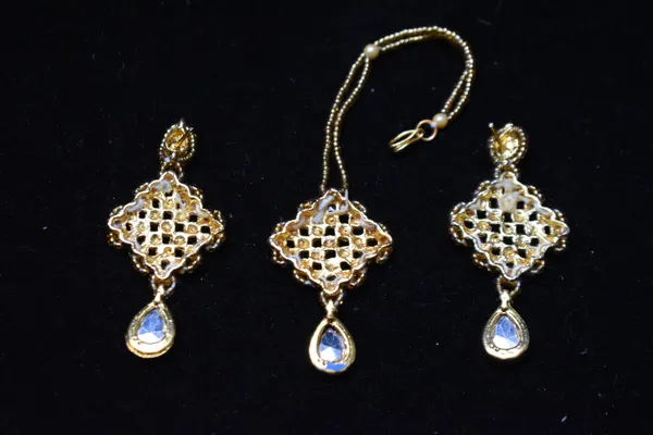 Golden_Alloy_Diamond_Studded_Choker_With_Golden_Beads_For_Women_-_Pack_Of_2
