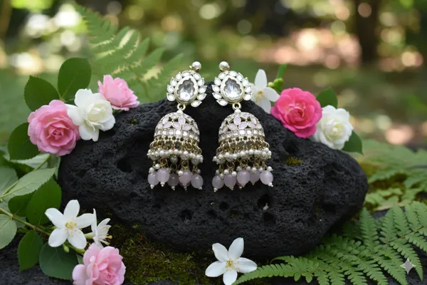 Pink_Alloy_Kundan_Jhumkas_With_Beaded_Chain_For_Women