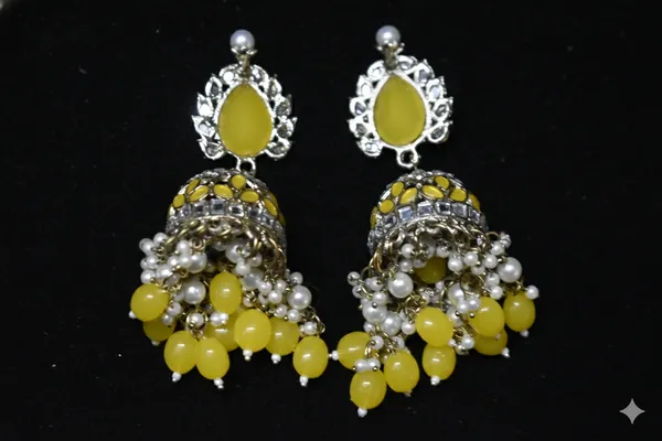 Yellow_Alloy_Kundan_Jhumkas_With_Beaded_Chain_For_Women