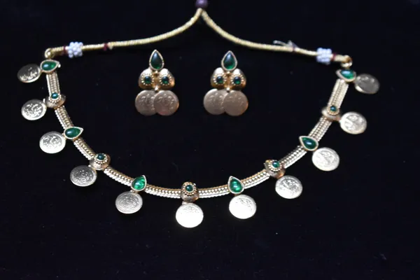 Green_Alloy_Lakshmi_Coin_Chain_Choker_Set_For_Women
