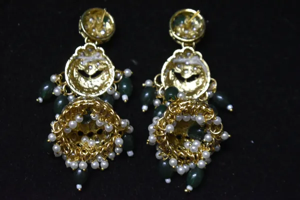 Green_Alloy_Kundan_Bridal_Choker_Set_With_Mathapatti_For_Women