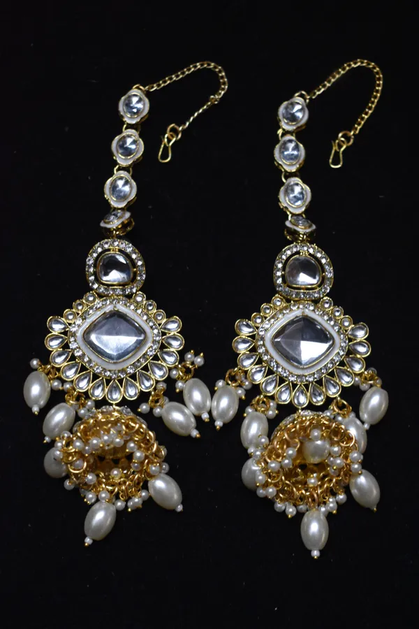 Alloy_Kundan_Meenakari_Bridal_Flower_Choker_Set_With_Mathapatti_For_Women