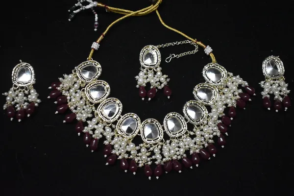 Maroon_Alloy_Kundan_Beaded_Choker_Set_For_Women