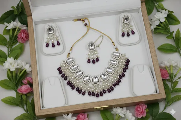 Wine_Alloy_Kundan_Beaded_Choker_Set_For_Women