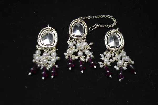 Wine_Alloy_Kundan_Beaded_Choker_Set_For_Women
