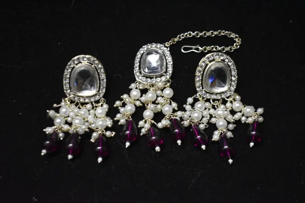 Wine_Alloy_Kundan_Beaded_Choker_Set_For_Women